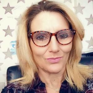 Meet your Posher, Pamela